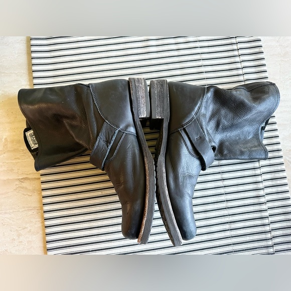 Frye Veronica Leather Buckle Short Moto Boots 8.5 B - Picture 2 of 7